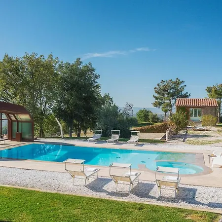 Вілла Il Romitoio 12, Emma *