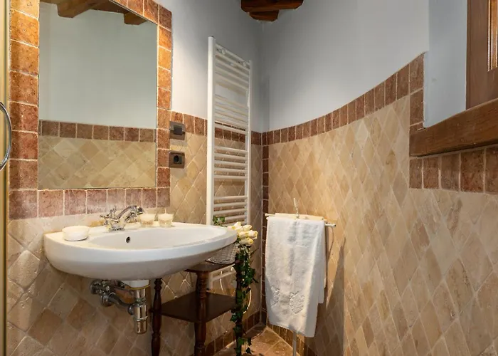 Вілла Il Romitoio 12, Emma