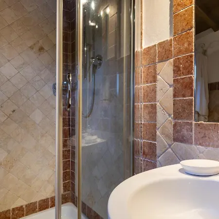 Villa Il Romitoio 12, Emma *